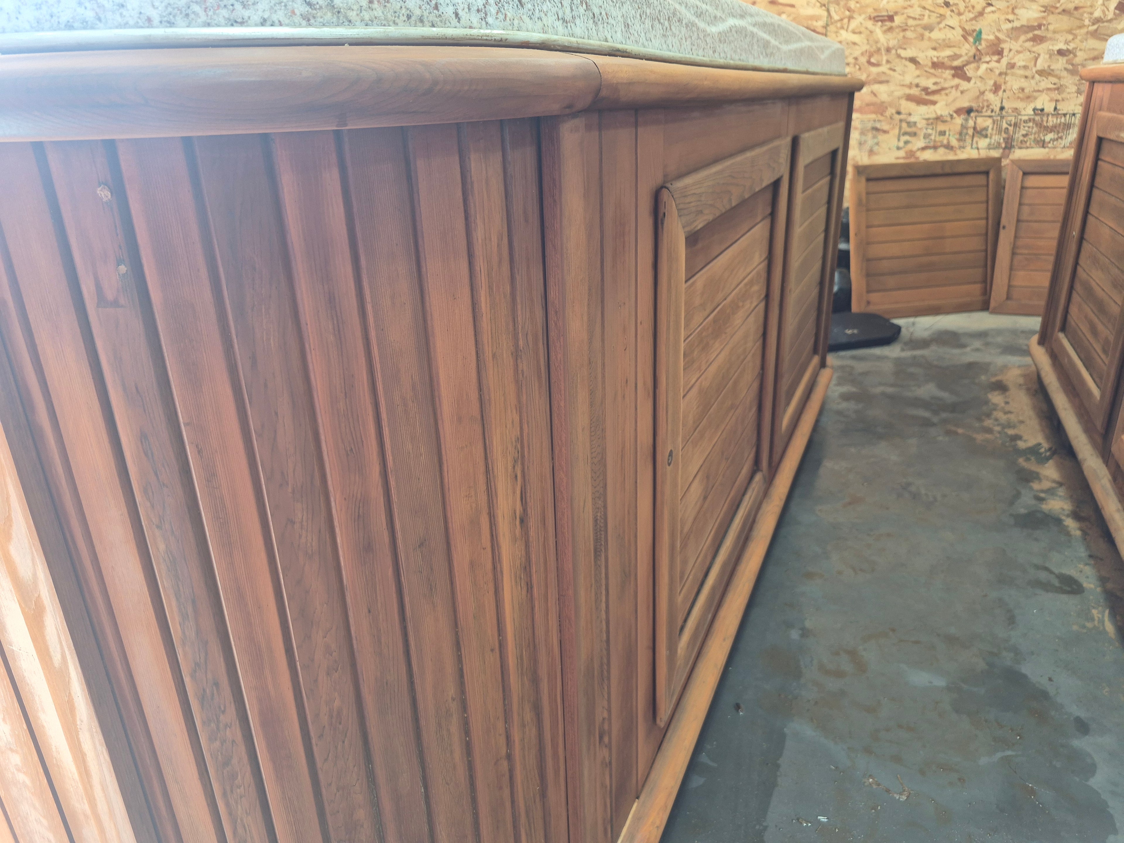 2010 Arctic Spas Summit Signature – Fully Refurbished!